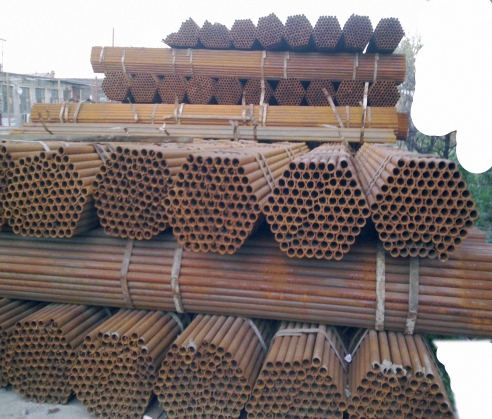 江北區舊式房屋腳手架搭建鋼管